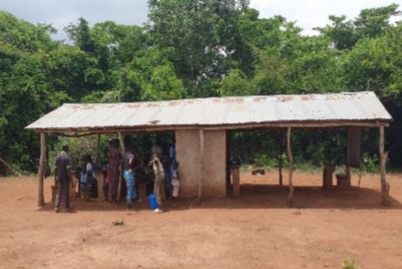 Scuola elementare e mensa scolastica in Togo